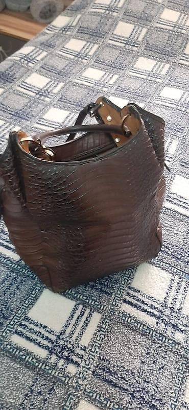 smart saat apple: Canta Turkandan alinib 70 man, icinde balaca cantasi da var, tigroviy — 1