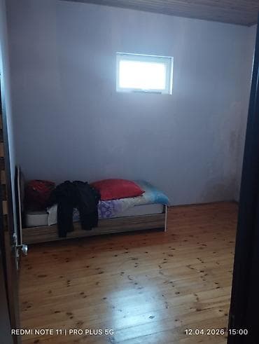 3 otaqli temirli menzil: 1 mərtəbəli həyət evi - Plan: 3 otaq – geniş zal, ayrıca mətbəx — 2