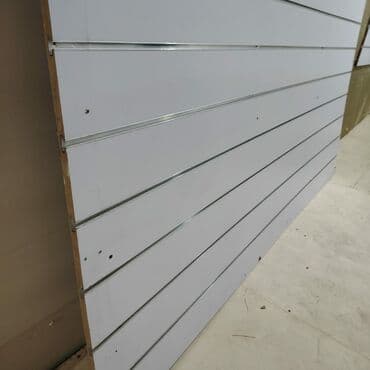 dibçək rəfi: Mağaza üçün hazır vitrin-divar panelləri (slatwall) və avadanlıq 8 — 2