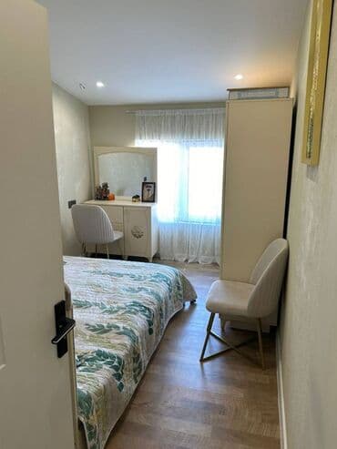 срочно продам квартиру в баку: Пос. Карачухур, 3 комнаты, Новостройка, м. Нефтчиляр, 72 м² — 8