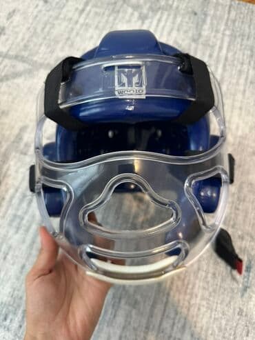 yer eken: Tekvondo idmançısı üçün nəzərdə tutulmuş bu dəst tam mühafizə təmin — 3