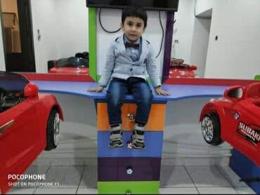 usaq kreslolari: Uşaq salonu ücün mebel. 2 güzgü 1*1m. 2 tumba ( teker üste ) 2 polka — 1