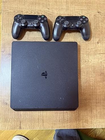redmi pad 7: PlayStation 4 Slim oyun konsolu + 2 ədəd DualShock 4 pultu — 2