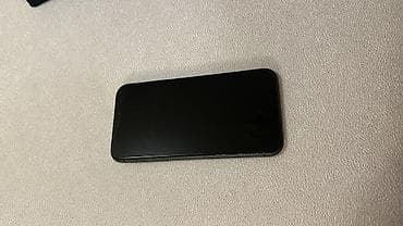 apple 12: IPhone 11, 64 GB, Qara, Face ID — 2