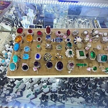 zumrud qaşlı uzuklər: Кольцо — 1