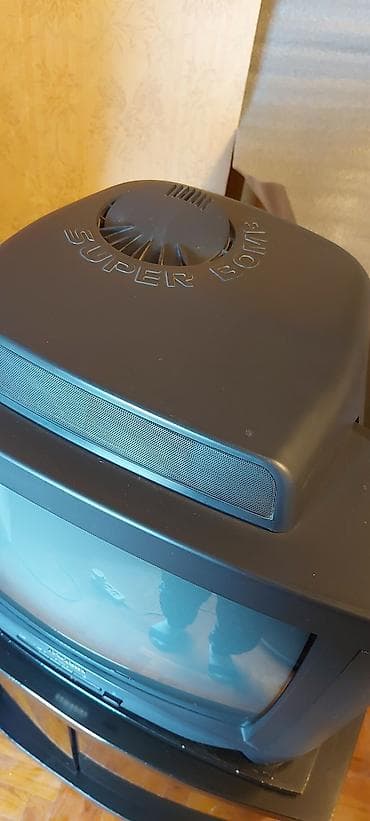 Televizor Samsung Ünvandan götürmə