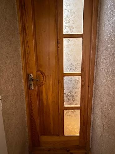 Taxta otaq qapıları – 2 ədəd Ölçülər:Qapi 2eded 200/85sm 200/90sm