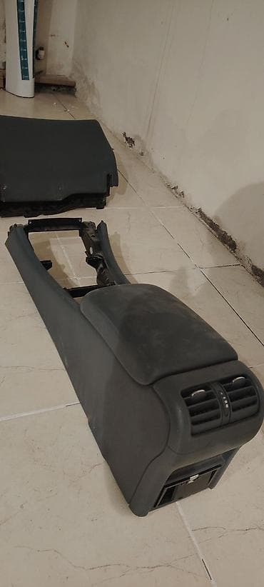 tap az vaz 2107: Mercedes-Benz 203 — 1