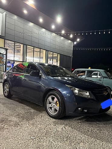 zapas təkər: Chevrolet Cruze: 1.4 l | 2014 il 286000 km Sedan — 8
