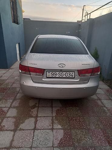 hyundai sonata nece masindir: Hyundai Sonata sedan – gümüşü rəng Xüsusiyyətlər: - Avtomatik — 7