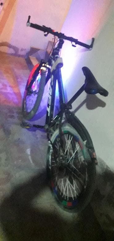 Детские велосипеды: Tormuzlu ışq prablemi yoxdu baterika hediye verecem ısqorus 7nin — 2