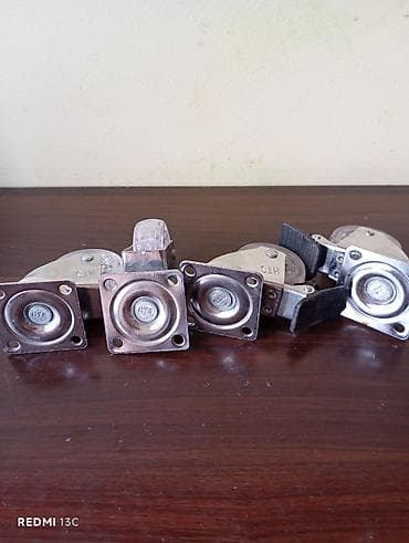 Mebel təkərləri dəsti – 4 ədəd - Material: metal korpus, şəffaf