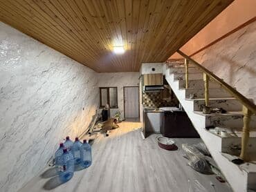 yeni emlak az hezi aslanov: İki mərtəbəli həyət evi Planlama: - 1-ci mərtəbə: geniş zal/studiya — 4