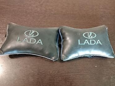 maped kreditle: LADA loqolu avtomobil başlıq yastıqları dəsti. Dəstə 2 ədəd oturacaq — 1