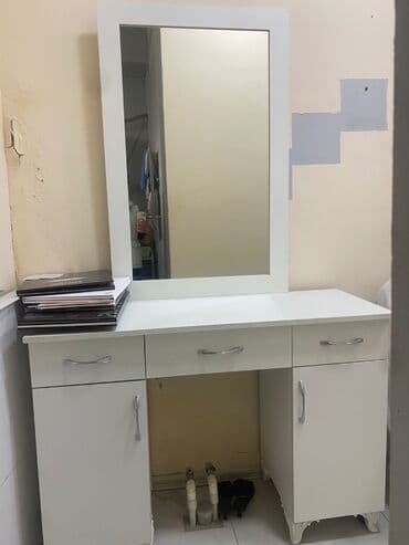 maslar: Saş kəsimi üçün masa — 1