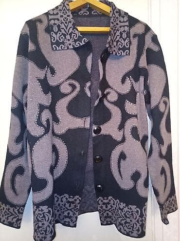 yun şal: Qadın jaketi .Yun Qalın. İsti .Razmer :52_54 — 1