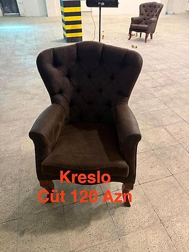 Qiymet qeyd olunub uzerinde ünvan genclik sekine
