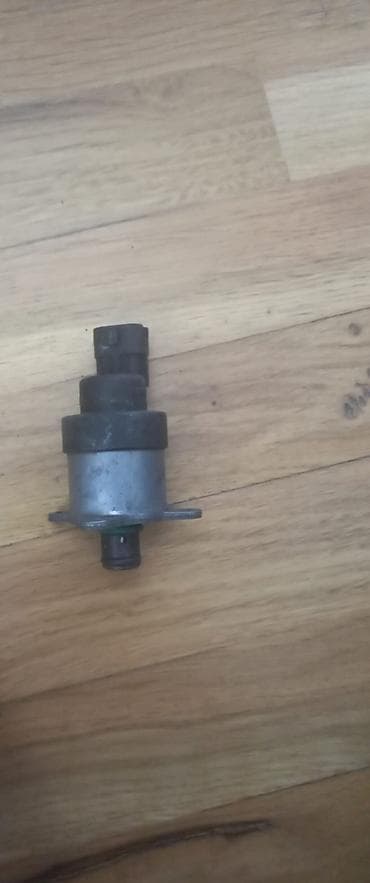 yamaha mator: Hol effekti ilə işləyən addım mühərriki/boş sürət tənzimləyici klapan — 1