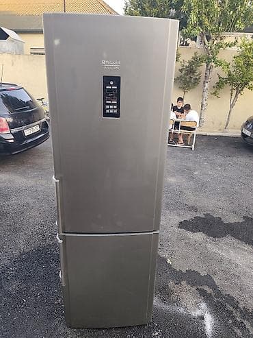 Холодильники: Б/у 2 двери Hotpoint Ariston Холодильник Продажа, цвет - Серый, С колесиками — 1