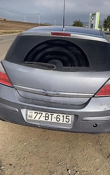 kredit opel astra: Opel Astra H (5 qapılı hetçbek), gümüşü rəng. Texniki xüsusiyyətlər — 6
