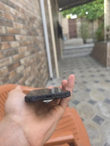 nintendo azerbaijan: IPhone 15, 128 GB, Qara, Face ID — 3