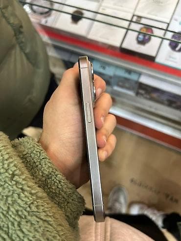 samsung a50 plata: IPhone 15 Pro, 128 GB, Gümüşü, Qırıq — 4
