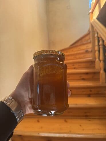 qus sudu tortu: Təbii arı balı – şüşə qabda - Məhsul: Şüşə bankada süzüntü bal - — 2