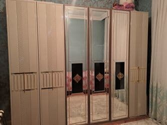 mətbəxt dolabı: İşlənmiş, Açılan, 6 qapı Düz dolab, Qarderob, paltar dolabı — 1