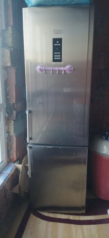 soyduc: 2 qapılı Hotpoint Ariston Soyuducu Satılır, rəng - Gümüşü — 1