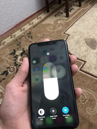 samsung a80 ekran: IPhone 11 Pro, 64 GB, Qara, Face ID — 2