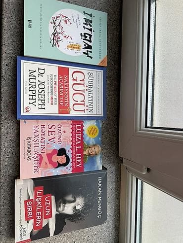 Satılır: şəxsi inkişaf, psixologiya və ruhsallıq mövzularında 12 kitab — 2