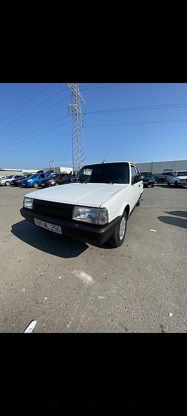 reno ehtiyat hisseleri: Model: Tofas Şahin (sedan) Rəng: Ağ Kuzov: 4 qapılı, klassik kvadrat — 5