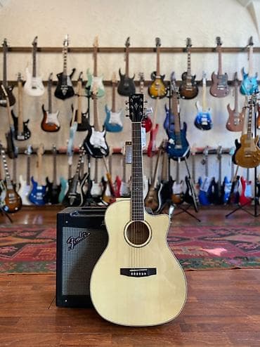 gitara temiri: Cort ga ff nat mağaza həftənin 7 günü saat 10:00 - 20:00 aralığında — 1