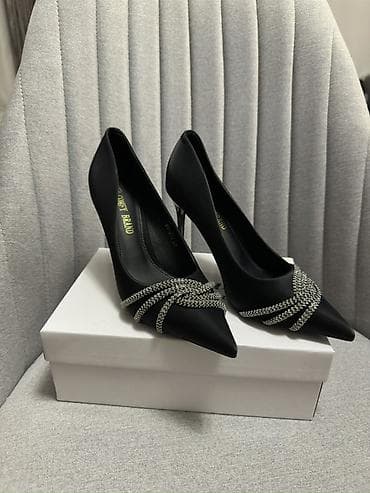 ayaggabı: Qadın klassik tufli – stiletto Alınma qiyməti 55 AZN, indi sərfəli — 3