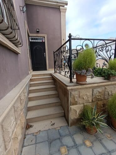 Günlük kirayə mənzillər: Binə savxozda,160nomrəli marşurutun axırıncı dayanacaginda,5sotun — 17