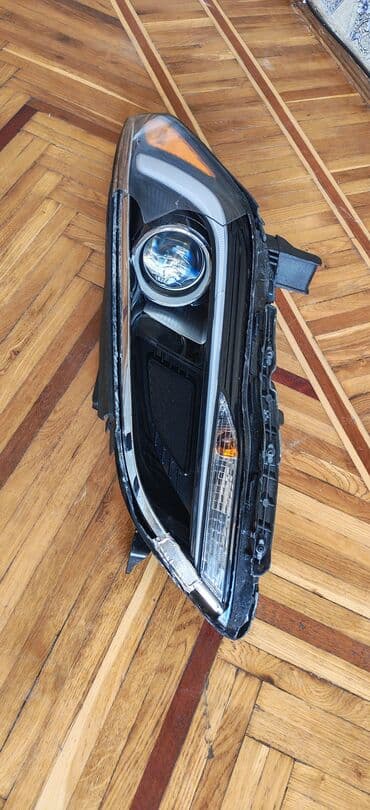 Faralar: Sol, Yaxın və uzaq vuran işıqlar Hyundai, 2016 il, Orijinal, ABŞ, İşlənmiş — 2