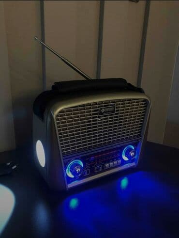 Nostalji görünüşlü səs gücləndirici Fm radio Bluetooth USB flashkart