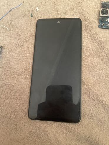 samsung a7 ekranı: Samsung A52 Plata 128Gb format verilib 40azn Ekran 25azn Orginal — 3