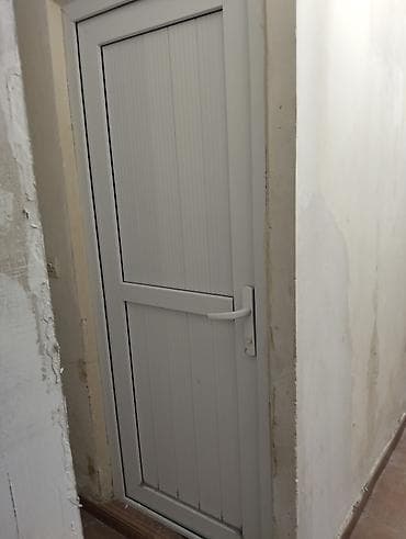 qapi ucun setkalar: PVC tualet/hamam qapısı - Material: ağ rəngli PVC (plastik) profil — 2