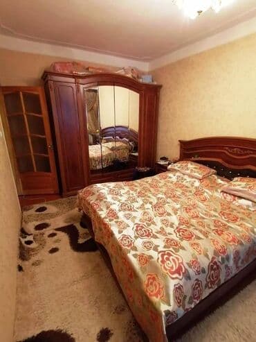 9 ci mikrorayon satilan evler: Bakı, 3 otaqlı, Köhnə tikili, 85 kv. m — 4