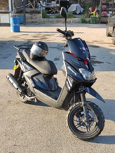vega kask: 50 sm3, 2023 il, 11993 km — 9