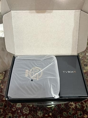 telebee mi box: Smart TV boks TV box 4 GB / 32 GB, Android — 2