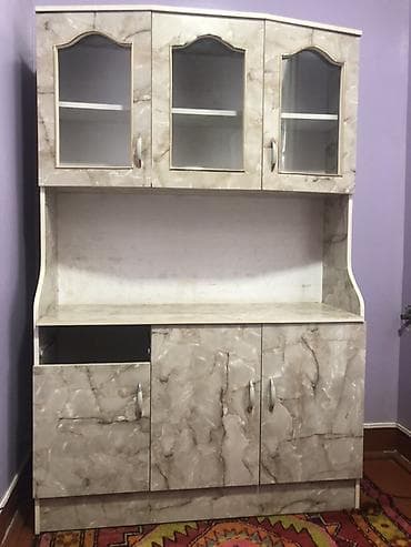 пуфик мебель: Mətbəx bufeti – mərmər naxışlı laminat səthli, yuxarıda 3 şüşə qapılı — 2