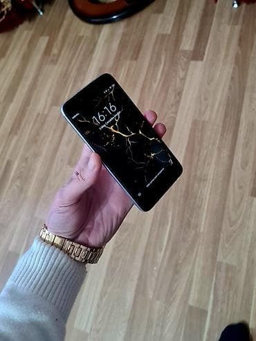 telefon s21: Redmi 5A, 16 GB, rəng - Qızılı, Zəmanət, Sensor, İki sim kartlı — 5