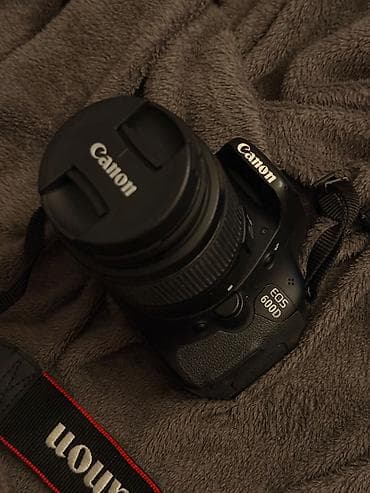 360 derece kamera: Canon EOS 600D DSLR fotoaparat + Canon EF‑S 18‑55mm obyektiv Az — 1