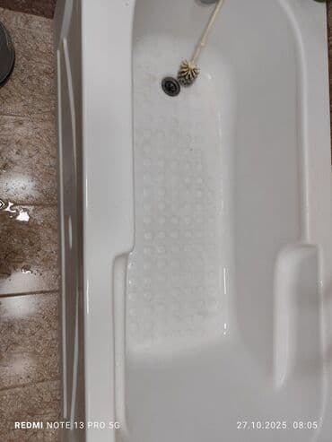 ванна советская: Akril vanna – klassik dizayn. Xüsusiyyətlər: - Material: akril (isti — 3