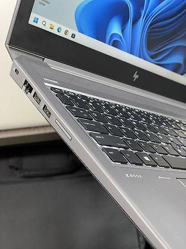 predator notebook: HP ZBook, 15.6 ", Intel Core i7, 512 GB — 2
