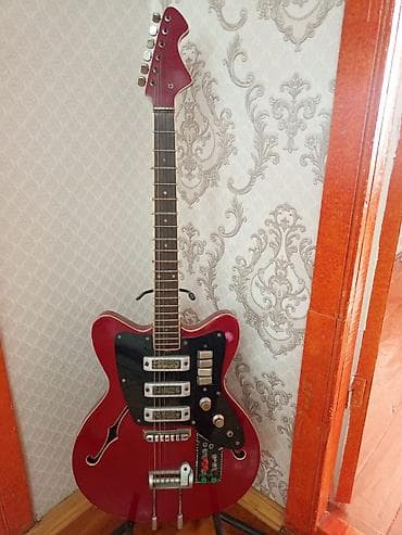 dj aparati satilir: Elektro gitar – vintage üslubda, yarım-hollow (f delikləri olan) — 1