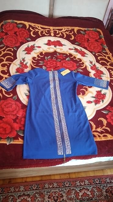 sacaqli don: Təzə hec geyilmiyib Mavi rəngli qadın paltarı Dizayn: Sadə, düz — 3