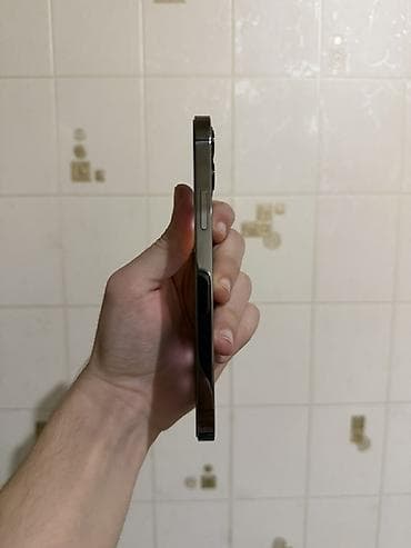 telefon alti: Space Gray, Face ID — 6